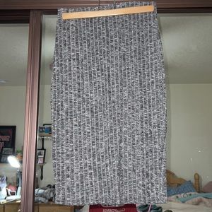 Grey pencil skirt